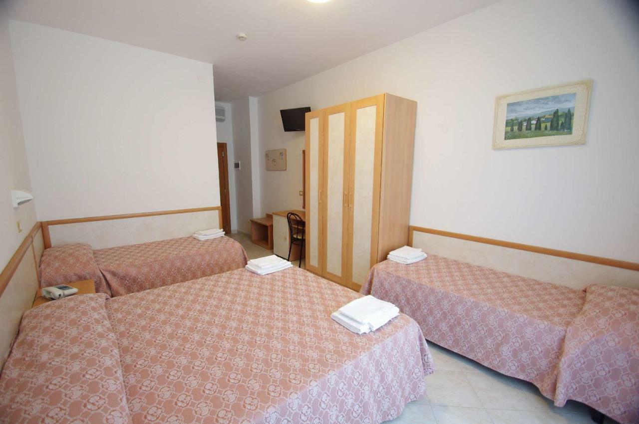 Hotel Calipso Llido Degli Estensi Esterno foto